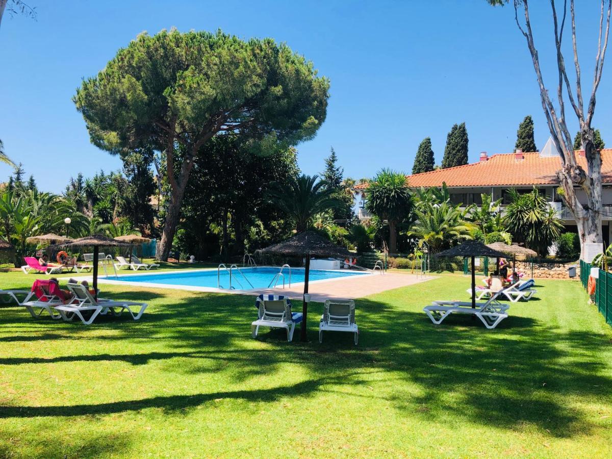 Puerto Banus Pol Suite Y Hada Suite Marbella Eksteriør billede