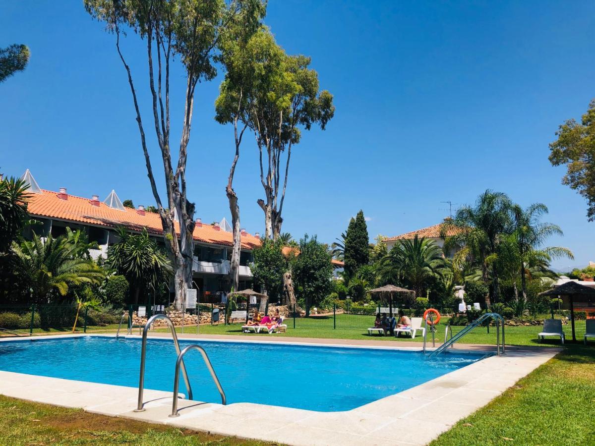 Puerto Banus Pol Suite Y Hada Suite Marbella Eksteriør billede