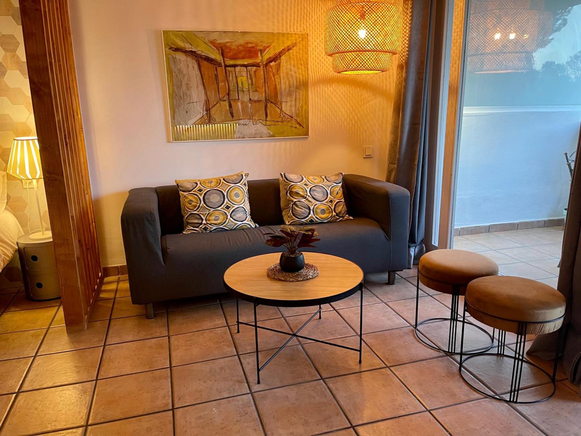 Puerto Banus Pol Suite Y Hada Suite Marbella Eksteriør billede