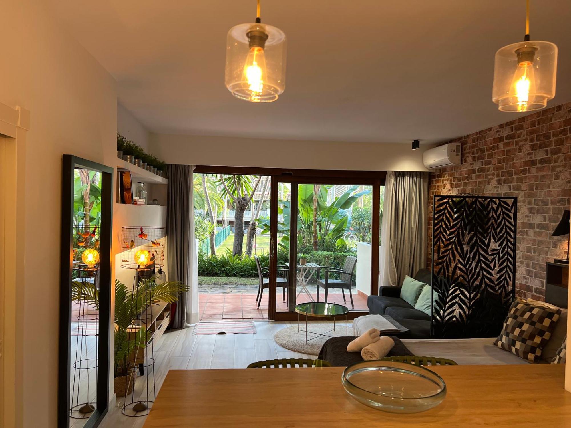 Puerto Banus Pol Suite Y Hada Suite Marbella Eksteriør billede